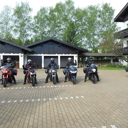 Hotel Muehlenthal Gmbh Schwalbach ภายนอก รูปภาพ
