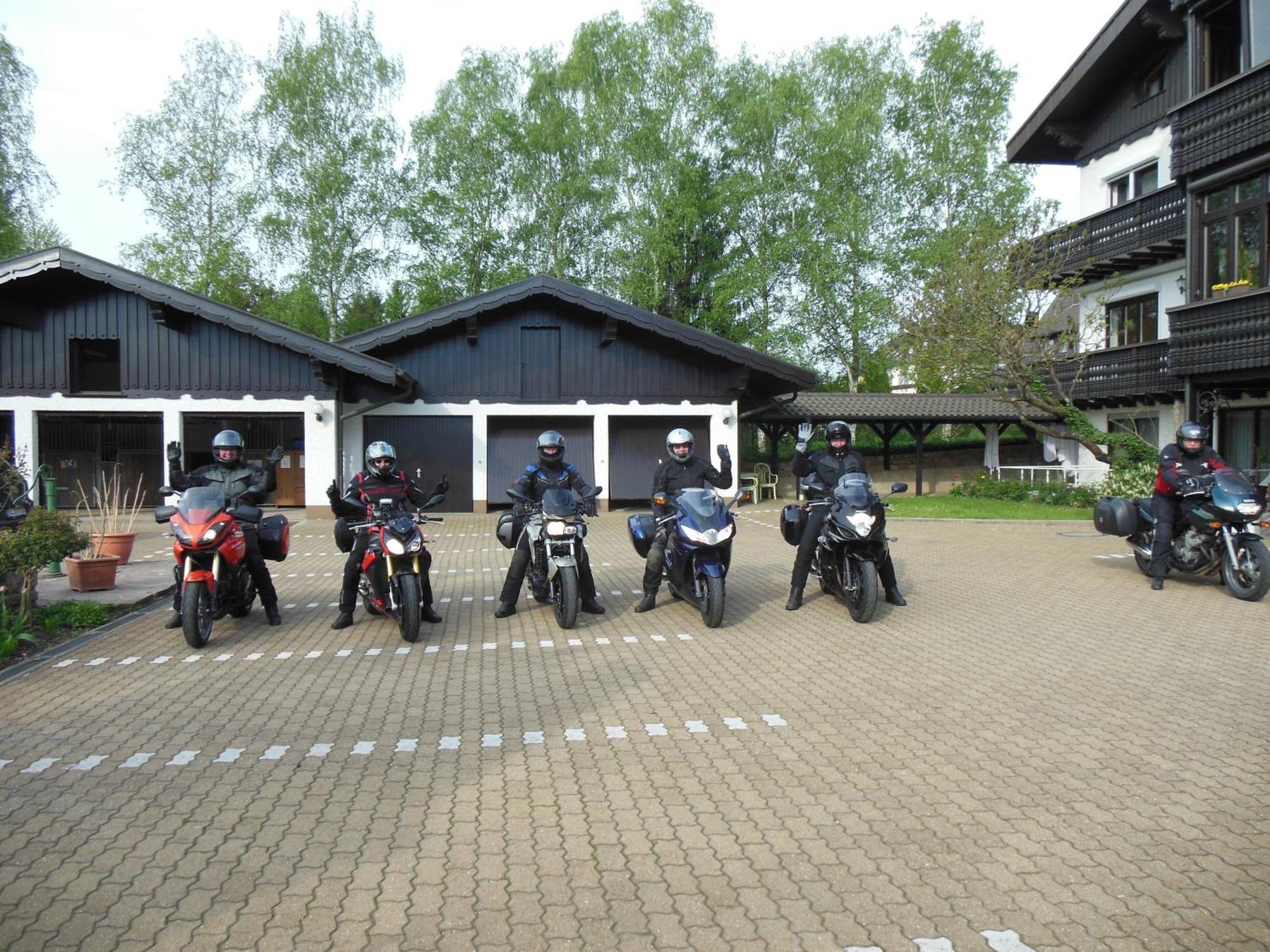 Hotel Muehlenthal Gmbh Schwalbach ภายนอก รูปภาพ