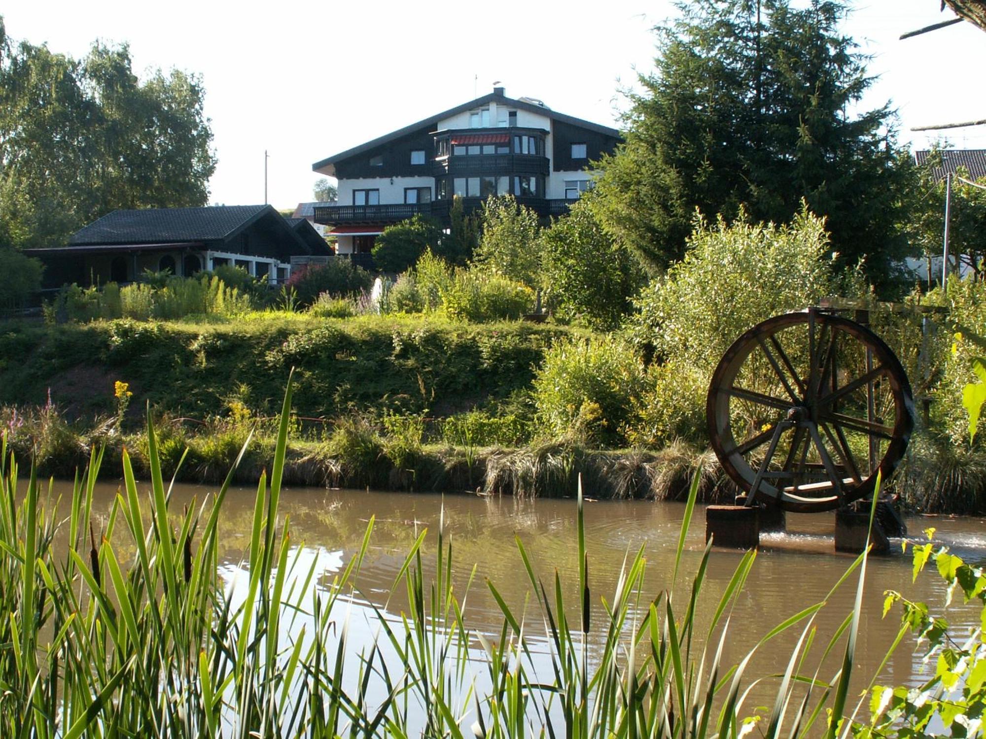 Hotel Muehlenthal Gmbh Schwalbach ภายนอก รูปภาพ