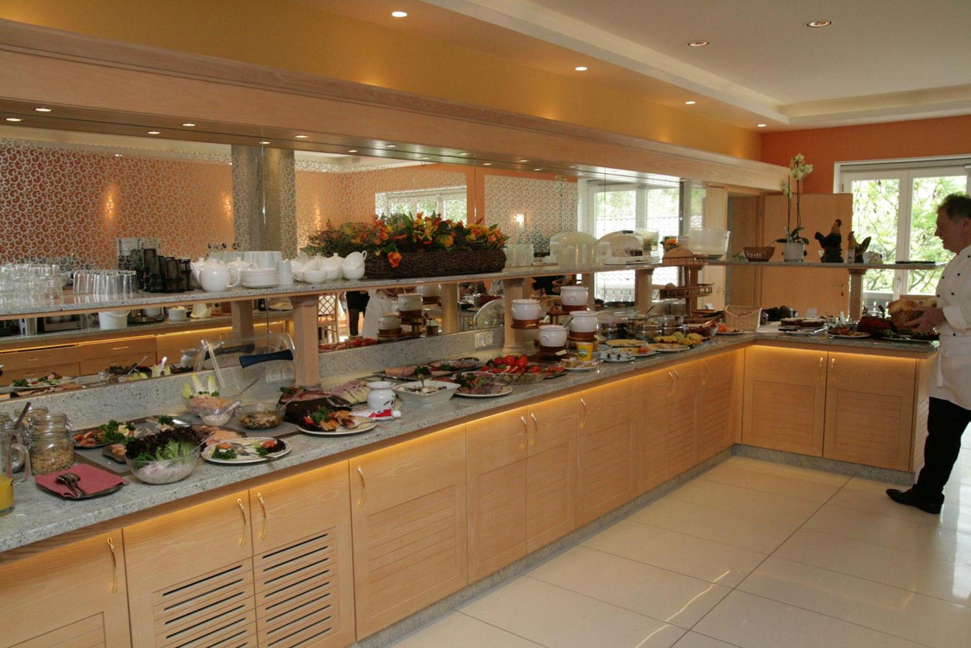 Hotel Muehlenthal Gmbh Schwalbach ภายนอก รูปภาพ